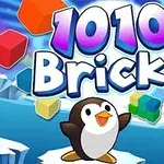 Egy rajzfilmszerű pingvin színes építőkockák között, háttérben jéghegyekkel és a 1010 Bricks felirattal