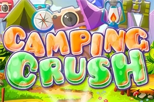 Színes, rajzfilm stílusú grafika Camping Crush felirattal, sátrak, fák és kempingfelszerelések környezetében