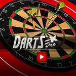 Darts tábla több sárga nyíllal és Darts Pro felirattal