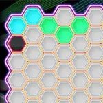 Hatszögletű csempeelrendezés világos színezéssel és színes háttérrel