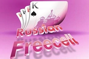 Három kártyalap díszített épületsziluettel, háttérben rózsaszín árnyalatok, alatta fényes Russian Freecell felirattal