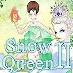 Két nőalak közül az egyik világos ruhában koronát visel, a másik pedig zöld ruhában, előtte pedig a Snow Queen II felirat látható