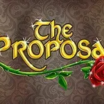 Arany színű The Proposal felirat egy rózsával díszített hátér előtt