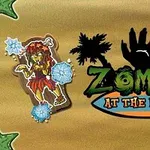 Zombi képe strandruhában jéggömbökkel körülvéve, mellette fekete, zöld és narancs színű Zombies at the Beach felirat és két pálmafa sziluett